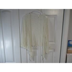 Kaktus Lace off white cream shaw cardigan